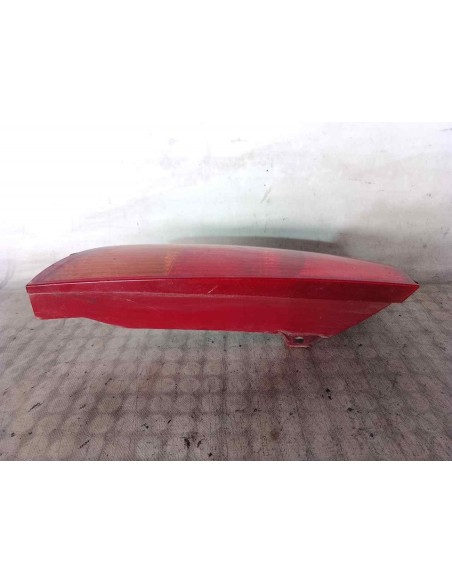 PILOTO TRASERO IZQUIERDO FORD FOCUS BERLINA (CAK) - 104060