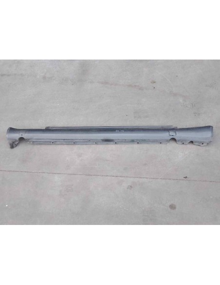 FALDON LATERAL MERCEDES-BENZ CLASE E (BM 124) COUPE/CABRIO - 104279