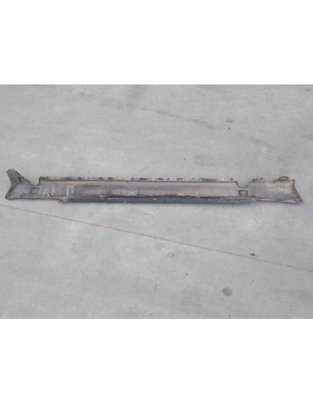 FALDON LATERAL MERCEDES-BENZ CLASE E (BM 124) COUPE/CABRIO - 104279