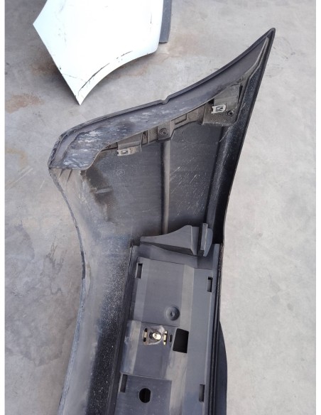 PARAGOLPES TRASERO OPEL ASTRA F BERLINA - 104450