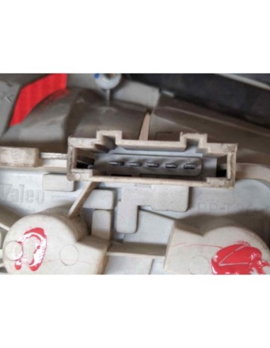 PILOTO TRASERO IZQUIERDO SEAT CORDOBA BERLINA...