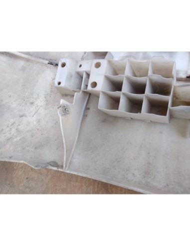 PARAGOLPES TRASERO RENAULT MEGANE I FASE 2...