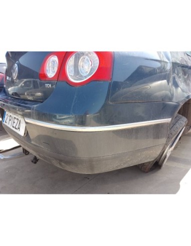 PARAGOLPES TRASERO VOLKSWAGEN PASSAT BERLINA...