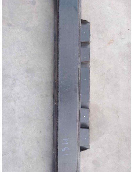 REFUERZO PARAGOLPES DELANTERO KIA CARNIVAL II (FL) - 110474