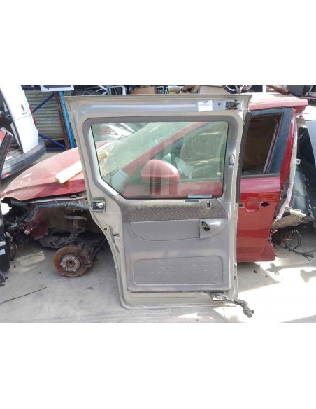 PUERTA LATERAL CORREDERA IZQUIERDA CHRYSLER VOYAGER GS - 111394