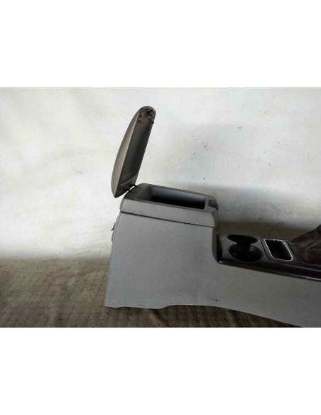 APOYABRAZOS CENTRAL KIA SORENTO (BL) - 111987