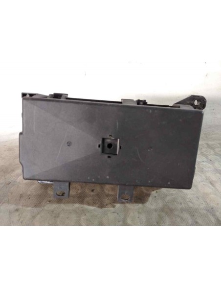 CAJA RELES / FUSIBLES KIA SORENTO (BL) - 112012