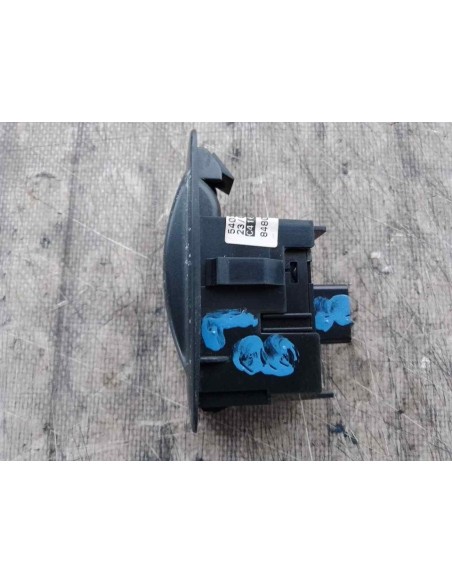 MANDO ELEVALUNAS TRASERO IZQUIERDO TOYOTA COROLLA (E12) - 114427