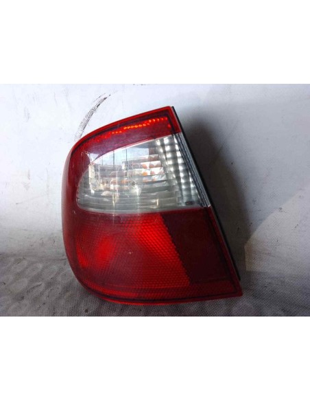 PILOTO TRASERO IZQUIERDO SEAT CORDOBA BERLINA (6K2) - 117074