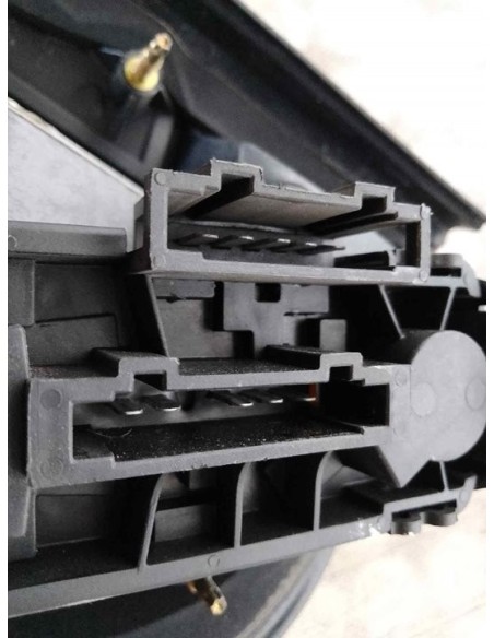 PILOTO TRASERO IZQUIERDO SEAT CORDOBA BERLINA (6K2) - 117074