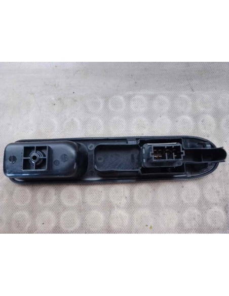 MANDO ELEVALUNAS DELANTERO DERECHO PEUGEOT 307 (S1)(04 2001) - 125141