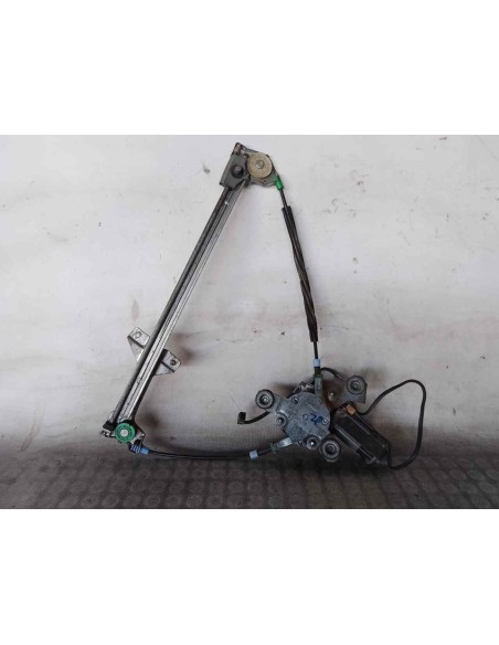 ELEVALUNAS DELANTERO DERECHO AUDI A8 (D2) - 125410