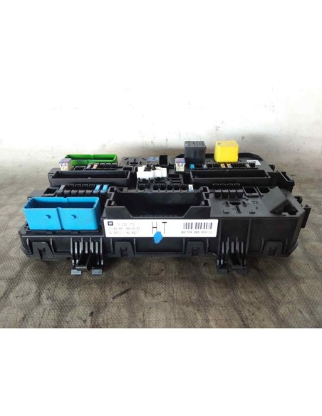 CAJA RELES / FUSIBLES OPEL ASTRA H BERLINA - 119538