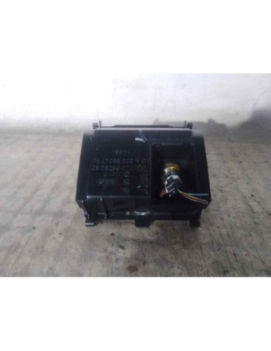 CENICERO MERCEDES-BENZ CLASE C (BM 203)...