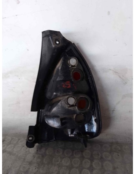 PILOTO TRASERO IZQUIERDO HYUNDAI LANTRA FAMILIAR (RD) - 128023