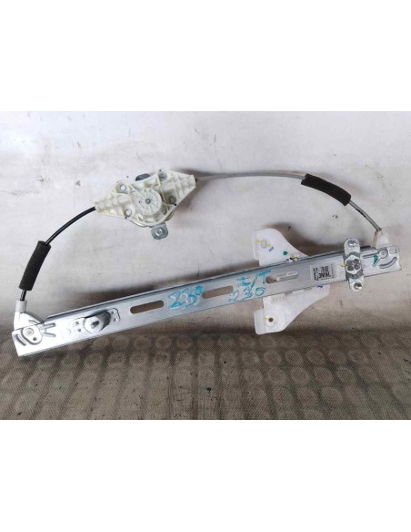 ELEVALUNAS TRASERO IZQUIERDO HYUNDAI I20 (GB) - 129124