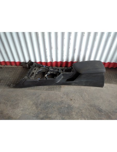 APOYABRAZOS CENTRAL BMW SERIE 1 BERLINA 5P (F20) - 130293