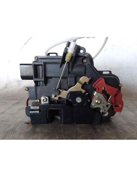 CERRADURA PUERTA DELANTERA DERECHA AUDI A4 AVANT (8E) - 130585