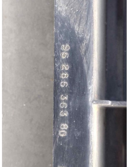 REFUERZO PARAGOLPES DELANTERO PEUGEOT 206 SW - 132751