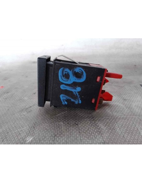 INTERRUPTOR VOLKSWAGEN PASSAT BERLINA (3B3) - 134535