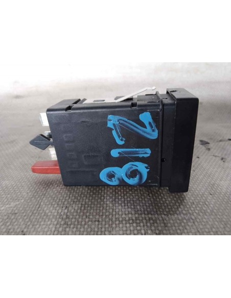 INTERRUPTOR VOLKSWAGEN PASSAT BERLINA (3B3) - 134541