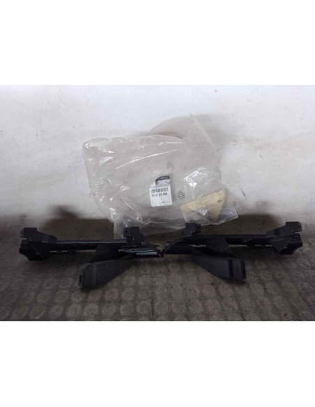 MOLDURAS DELANTERAS RENAULT CLIO IV GRANDTOUR - 137868