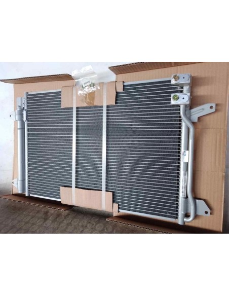 CONDENSADOR / RADIADOR  AIRE ACONDICIONADO VOLKSWAGEN JETTA V (1K2) - 137900