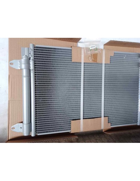 CONDENSADOR / RADIADOR  AIRE ACONDICIONADO VOLKSWAGEN JETTA V (1K2) - 137900