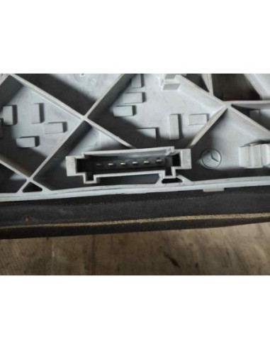 PILOTO TRASERO DERECHO MERCEDES-BENZ CLASE C...