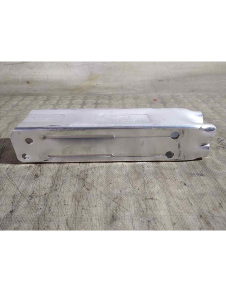 REFUERZO PARAGOLPES DELANTERO AUDI A6 AVANT (4F5) - 139869