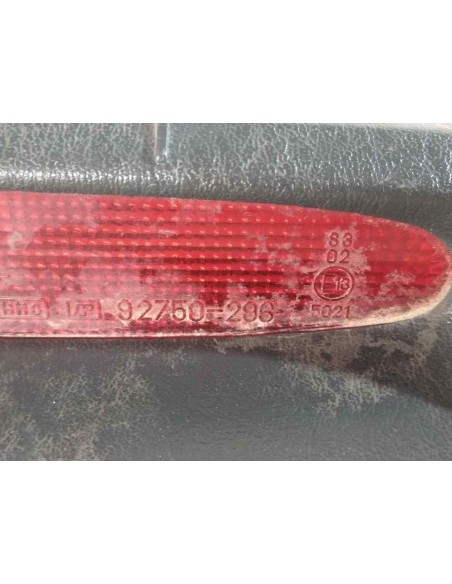 PILOTO TRASERO CENTRAL HYUNDAI LANTRA FAMILIAR (RD) - 141094