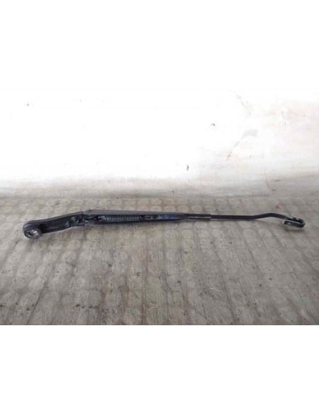BRAZO LIMPIA DELANTERO DERECHO NISSAN MICRA (K12E) - 142192