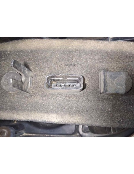 PILOTO TRASERO DERECHO NISSAN MICRA (K12E) - 142219