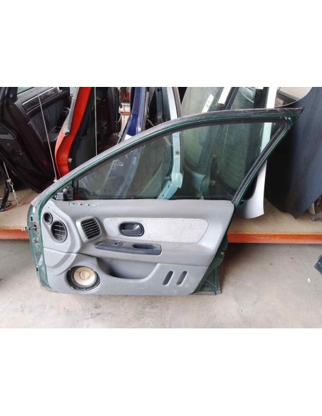 PUERTA DELANTERA DERECHA RENAULT LAGUNA (B56) - 143121