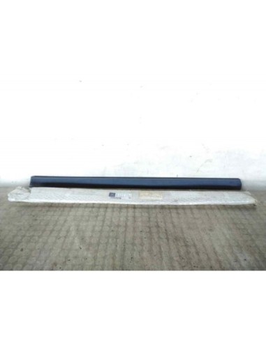 MOLDURAS DELANTERAS MERCEDES-BENZ CLASE C (BM...