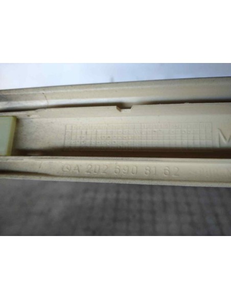 MOLDURAS DELANTERAS MERCEDES-BENZ CLASE C (BM 202) FAMILIAR - 143154