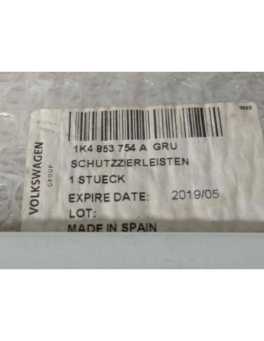 MOLDURAS TRASERAS VOLKSWAGEN GOLF V (1K1)(10...