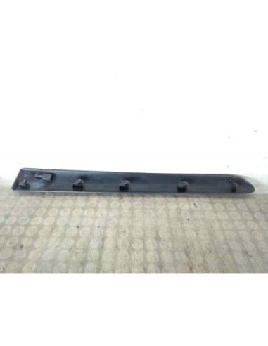 MOLDURAS TRASERAS RENAULT CLIO II FASE II...