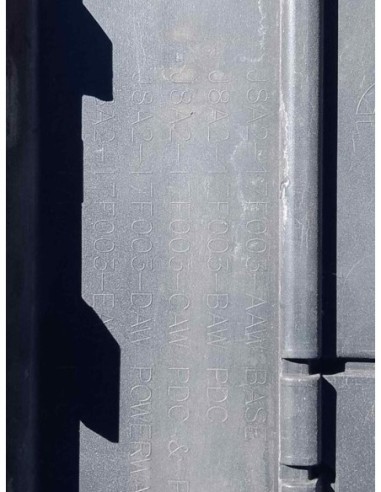 PARAGOLPES TRASERO LAND ROVER RANGE ROVER VELAR...