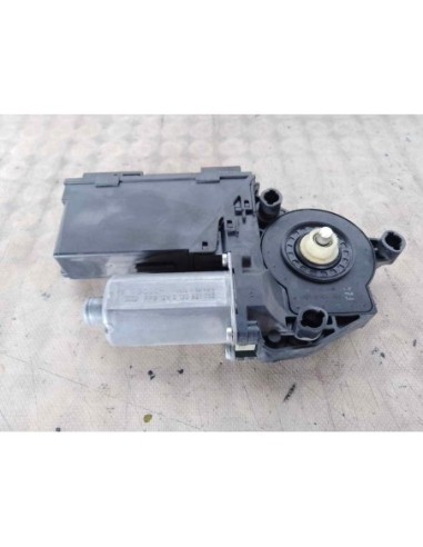 MOTOR ELEVALUNAS DELANTERO IZQUIERDO AUDI A4...