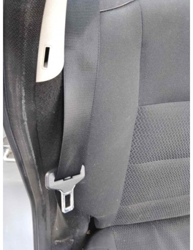 CINTURON SEGURIDAD TRASERO DERECHO...