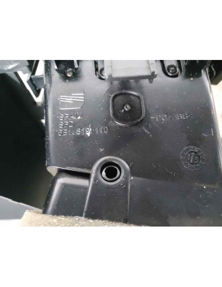 REJILLA AIREADORA SEAT LEON (5F1) - 147360