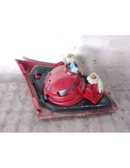 PILOTO TRASERO DERECHO INTERIOR MAZDA 3 BERLINA (BK) - 150640