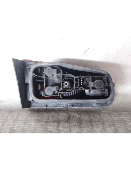 PILOTO TRASERO DERECHO INTERIOR RENAULT LAGUNA II (BG0) - 151021