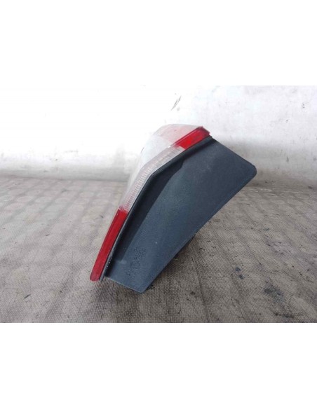 PILOTO TRASERO DERECHO INTERIOR RENAULT LAGUNA II (BG0) - 151021