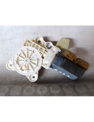 MOTOR ELEVALUNAS DELANTERO DERECHO...