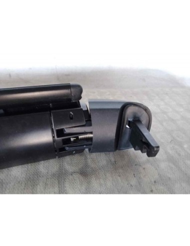 NO IDENTIFICADO MERCEDES-BENZ CLK (BM 208)...