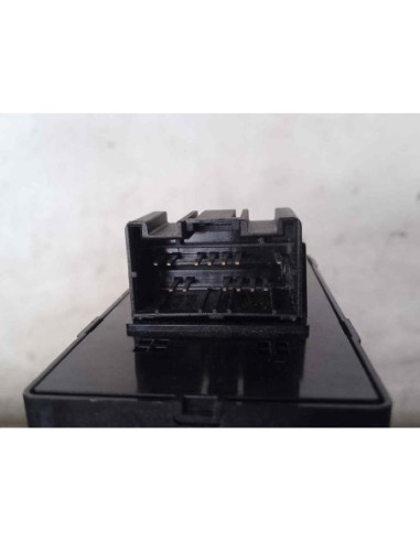 MANDO ELEVALUNAS DELANTERO IZQUIERDO TATA...