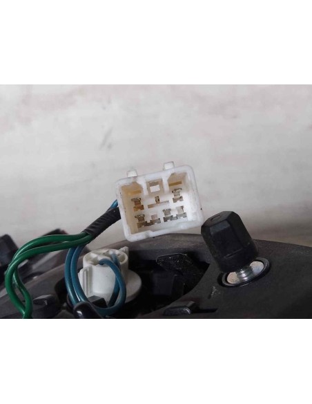 PILOTO TRASERO DERECHO INTERIOR KIA RIO (UB) - 160189