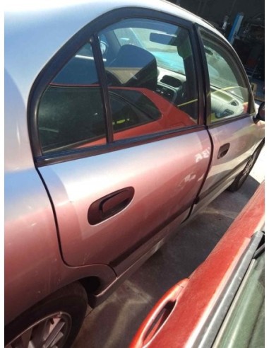PUERTA TRASERA DERECHA MITSUBISHI CARISMA...